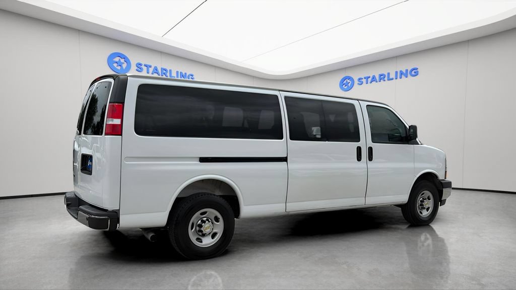Certified 2025 Chevrolet Express 3500 LT w/ LT Preferred Equipment Group RWD image 10