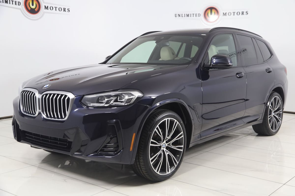 Used 2023 BMW X3 xDrive30i w/ M Sport Package AWD/4WD image 5