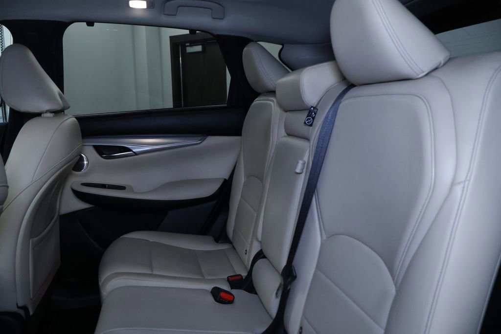 Used 2020 INFINITI QX50 Sensory w/ Proactive Package AWD/4WD image 16