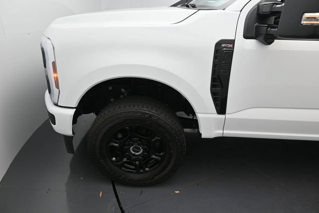 Certified 2025 Ford F350 XL w/ STX Appearance Package AWD/4WD image 9
