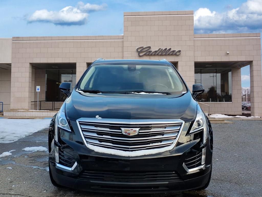 Used 2019 Cadillac XT5 Luxury image 2
