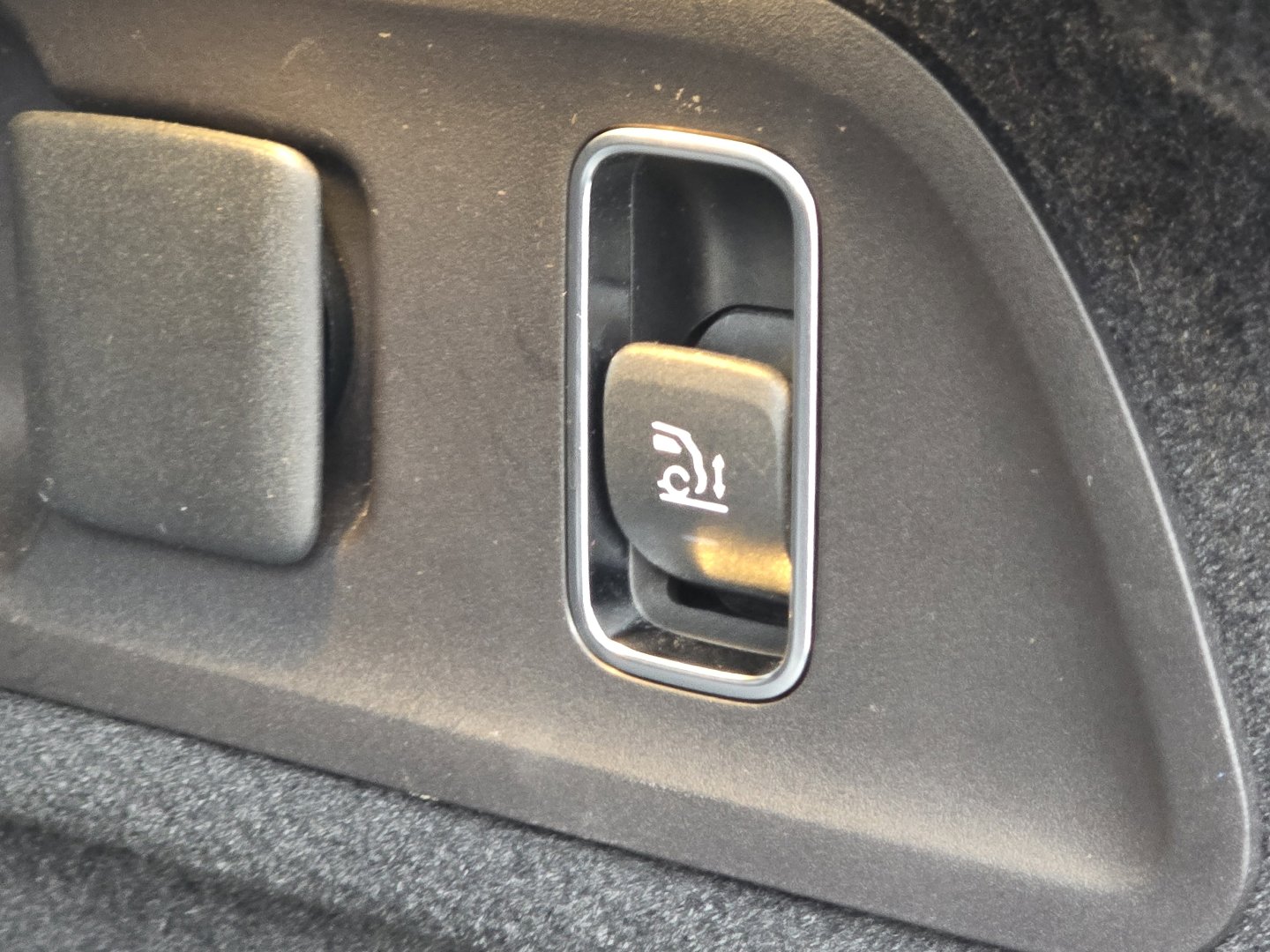 Used 2022 Mercedes-Benz GLE 53 AMG 4MATIC Coupe image 31