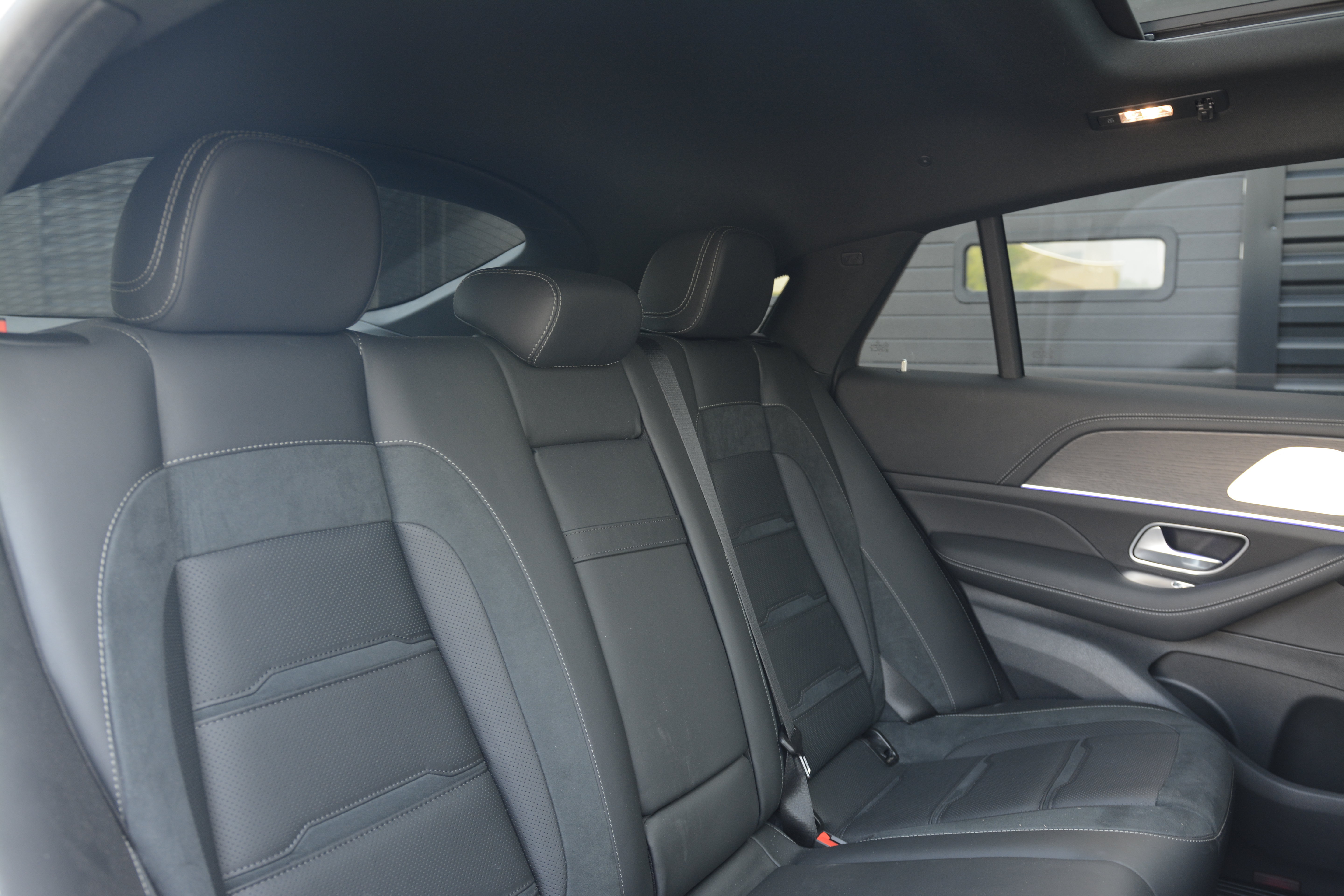 Used 2024 Mercedes-Benz GLE 53 AMG 4MATIC Coupe image 38