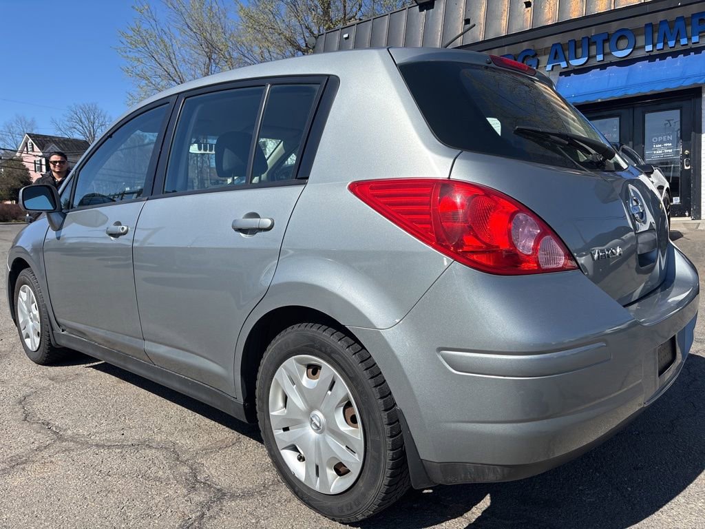Used 2010 Nissan Versa 1.8 S w/ PWR Plus Pkg FWD image 3