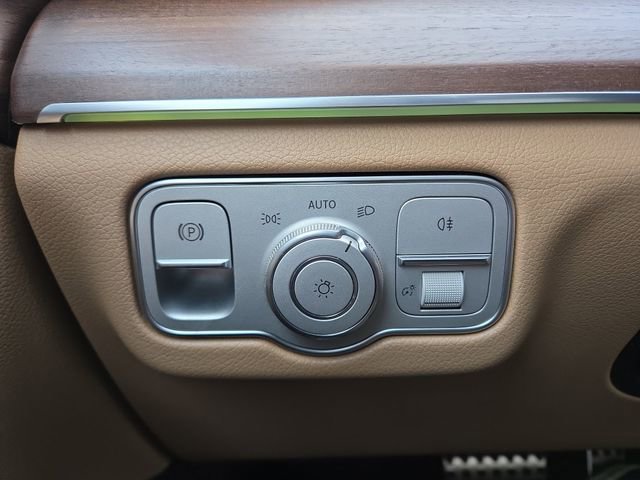 New 2026 Mercedes-Benz GLS 450 4MATIC image 21