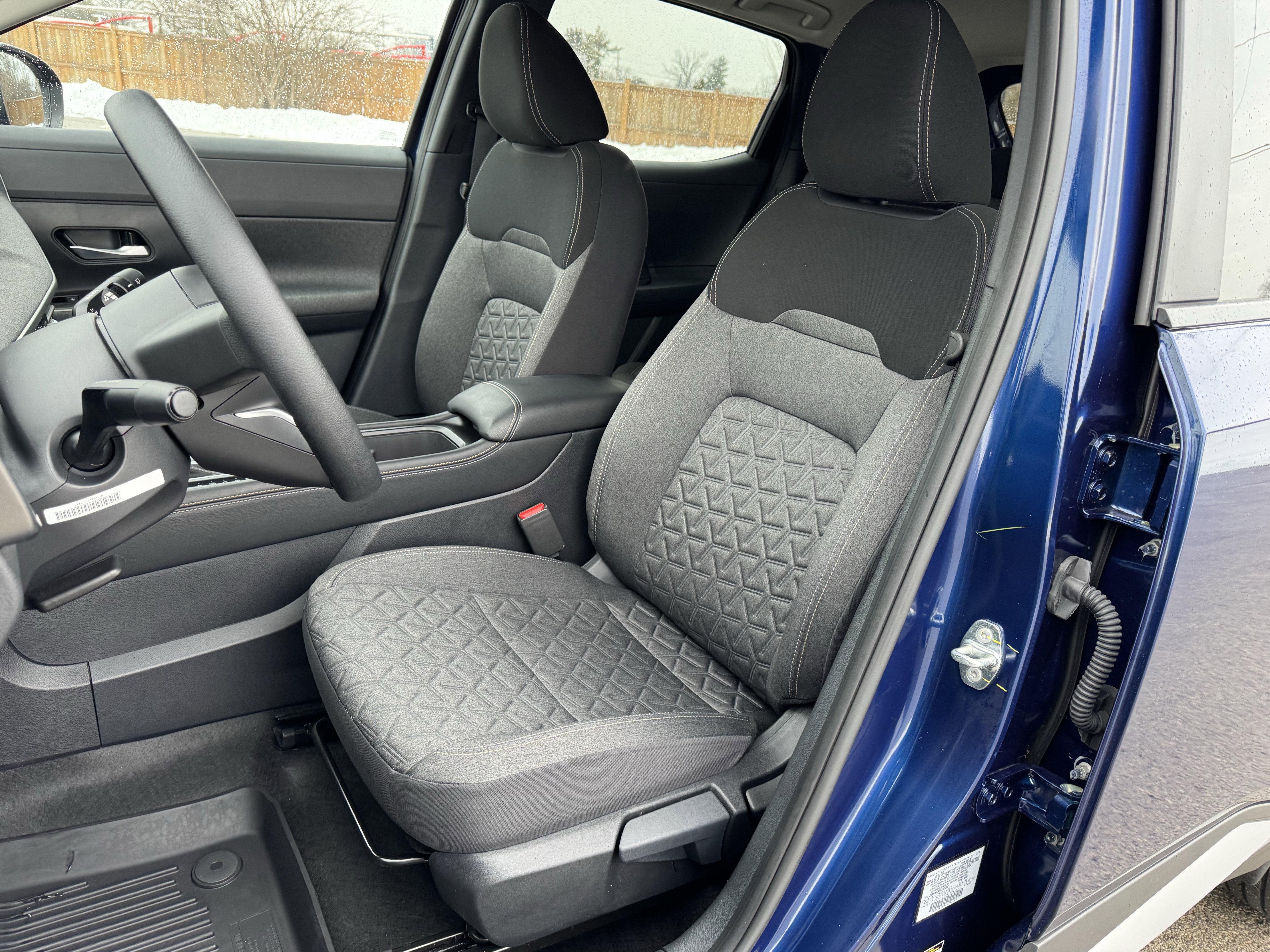 Used 2025 Nissan Kicks SV image 25