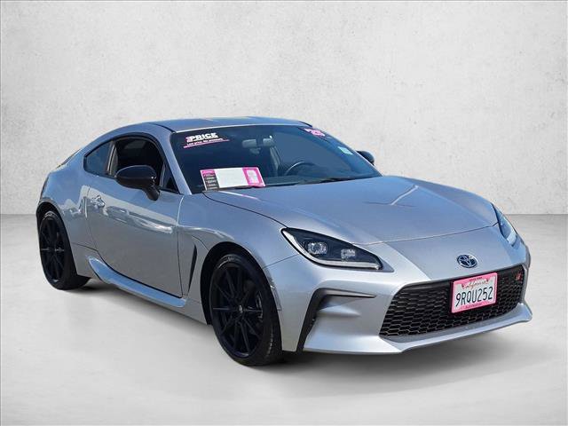 Used 2025 Toyota GR86 Premium w/ ALL Weather Mat Package (TMS) RWD image 3