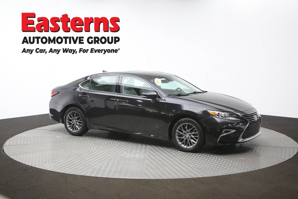 Used 2018 Lexus ES 350 w/ Luxury Package w/Wood Trim FWD image 52