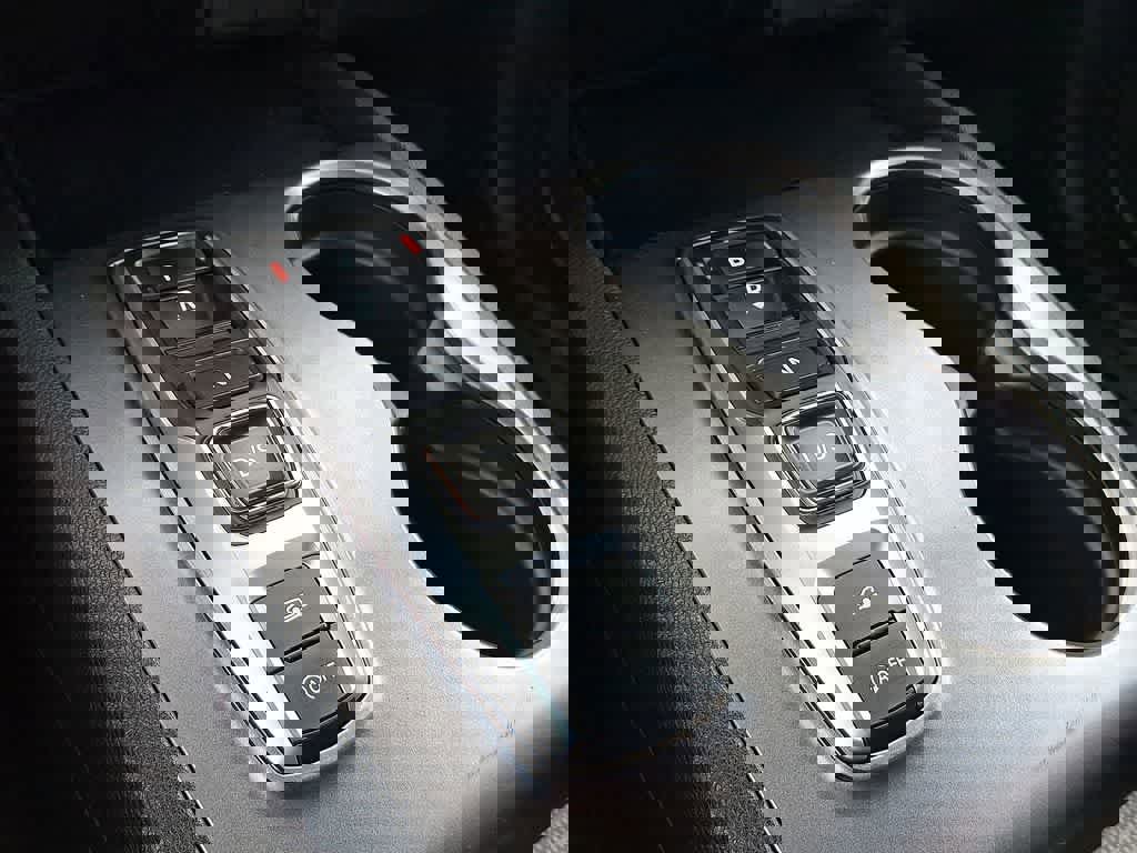 Used 2021 Honda Passport Sport image 12