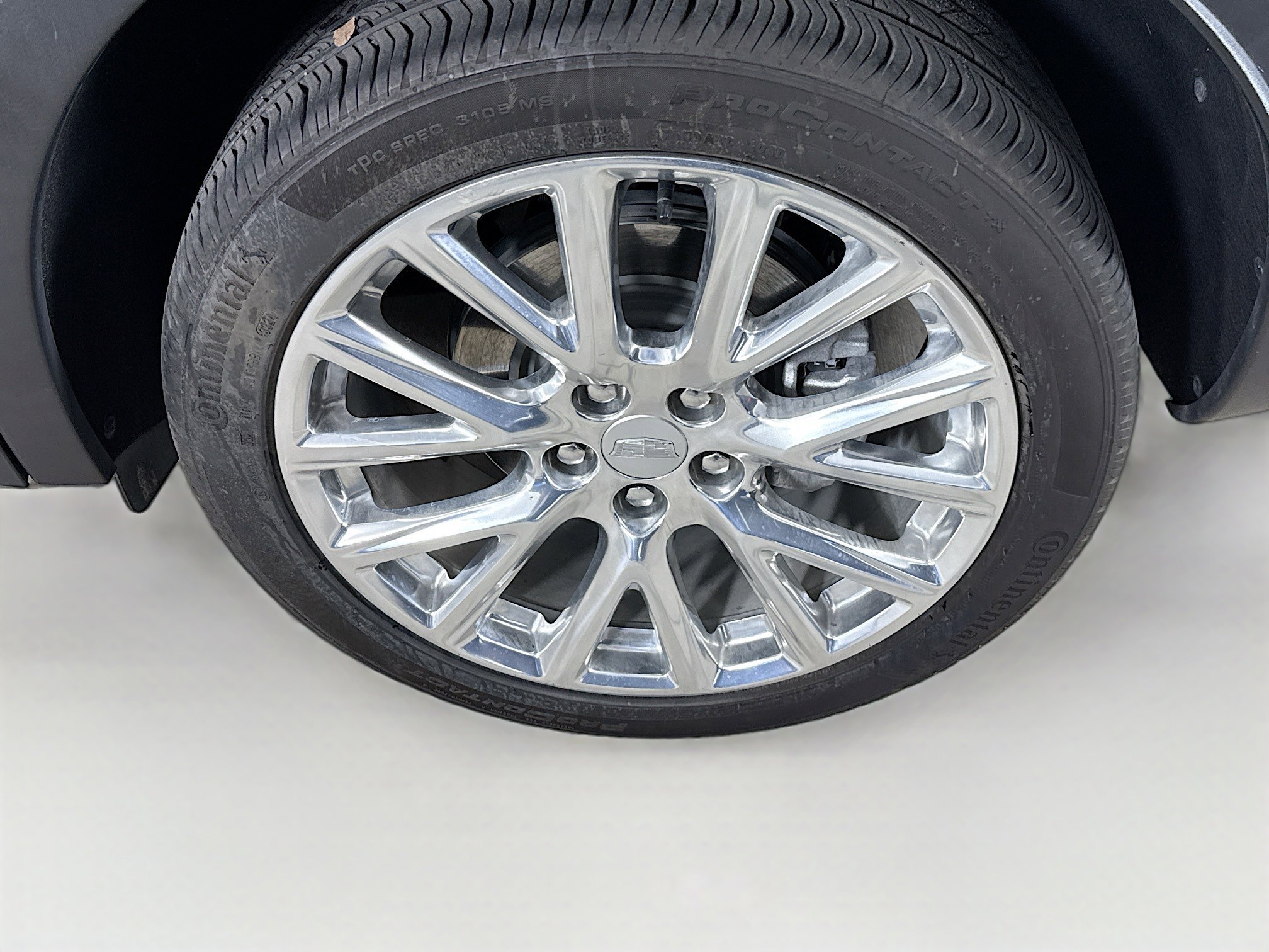 Used 2021 Cadillac XT4 Premium Luxury w/ LPO, Radiant Package image 35