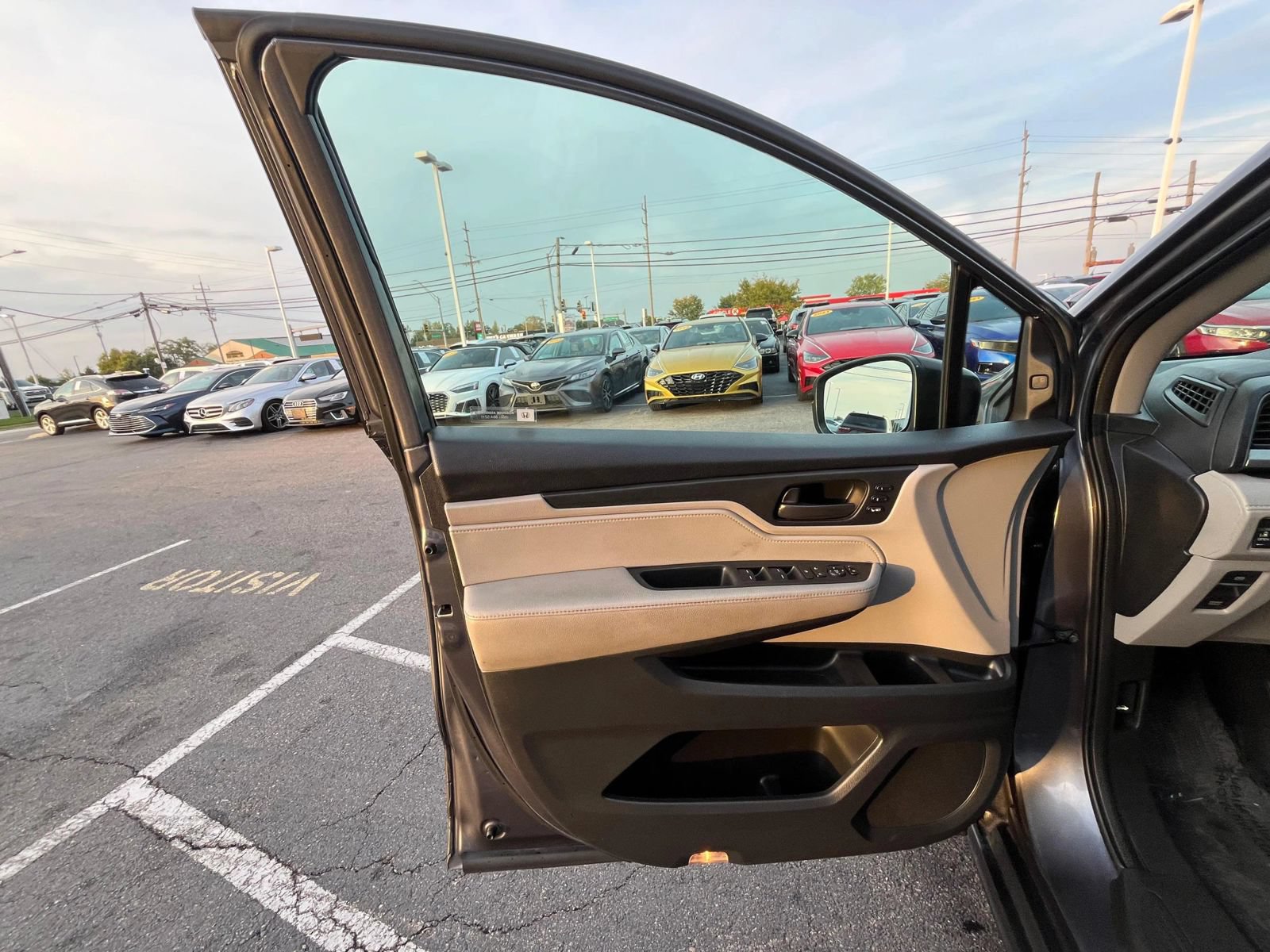 Used 2018 Honda Odyssey EX-L image 50