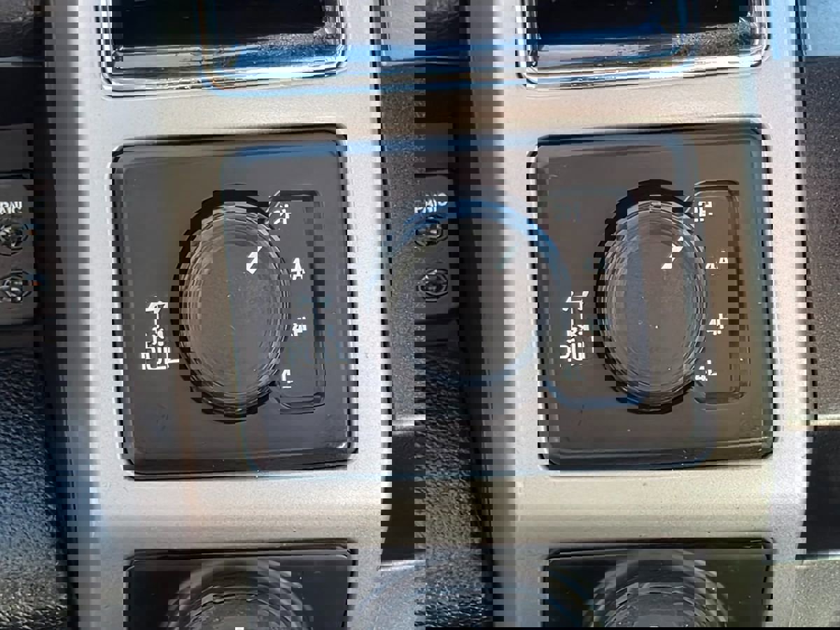 Used 2017 Ford F150 Lariat image 33