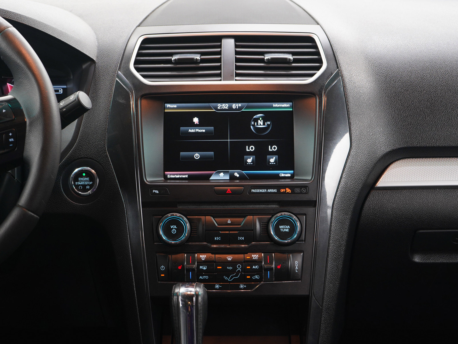 Used 2016 Ford Explorer XLT w/ Equipment Group 202A image 19