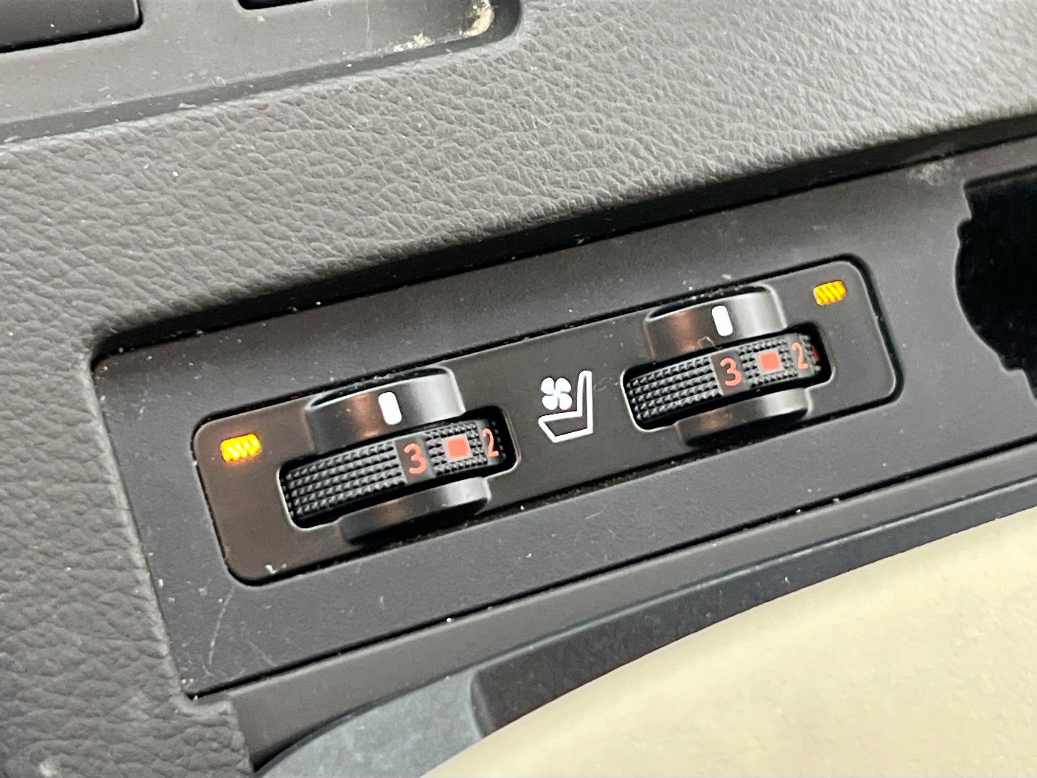 Used 2015 Lexus RX 350 AWD image 19