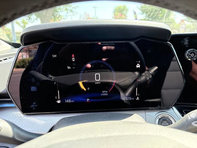 Used 2025 Chevrolet Trax LT w/ LT Convenience Package FWD image 22