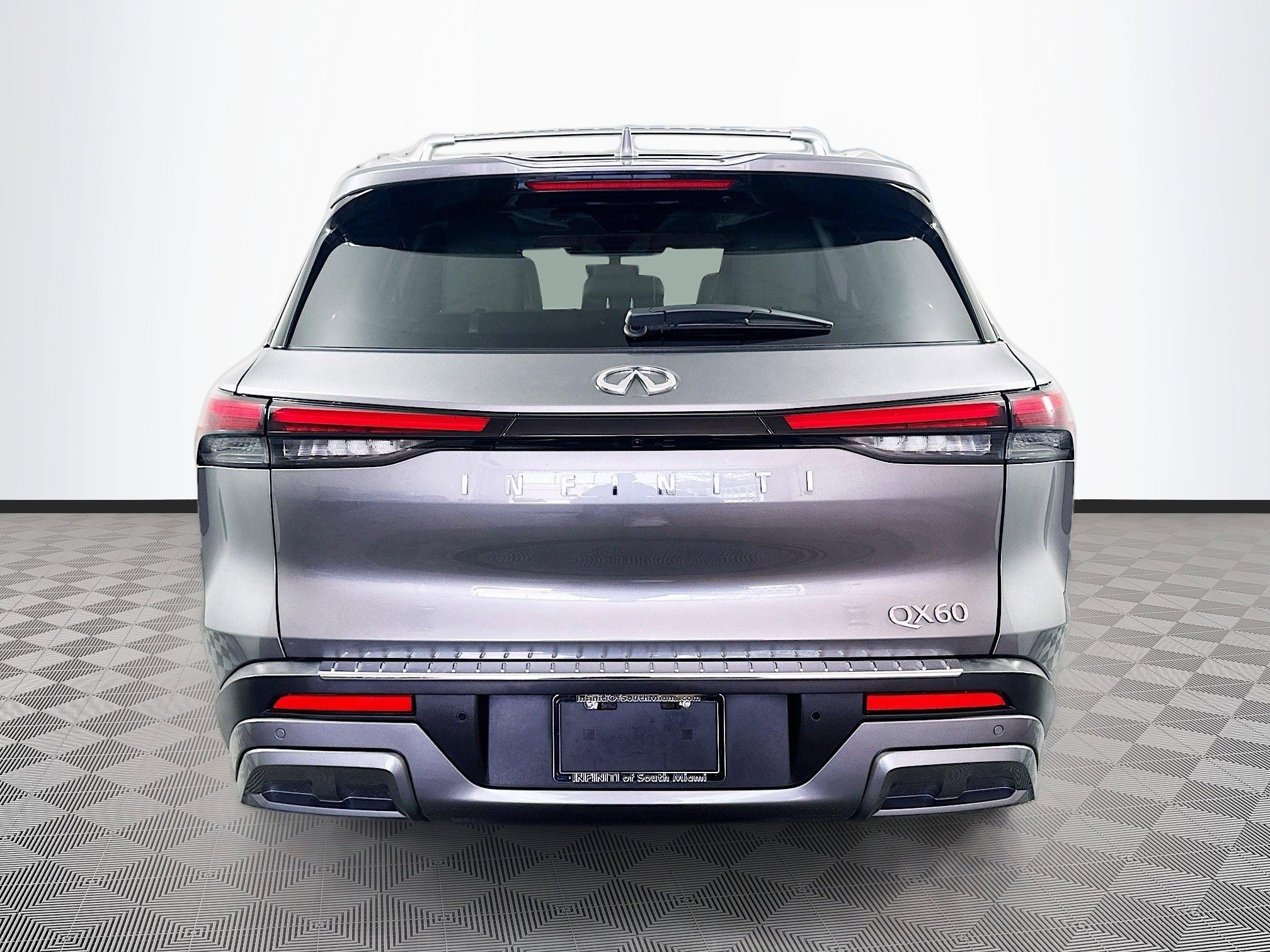 Used 2023 INFINITI QX60 Sensory w/ Vision Package image 5