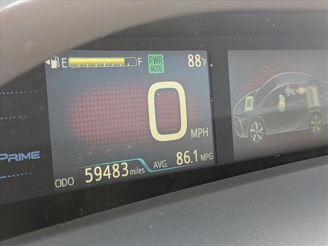 Used 2017 Toyota Prius Prime Advanced image 4