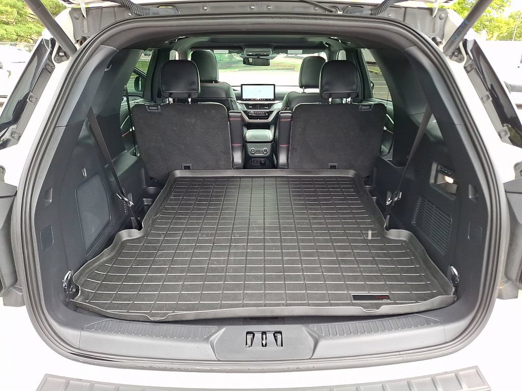 Certified 2025 Ford Explorer ST AWD/4WD image 31
