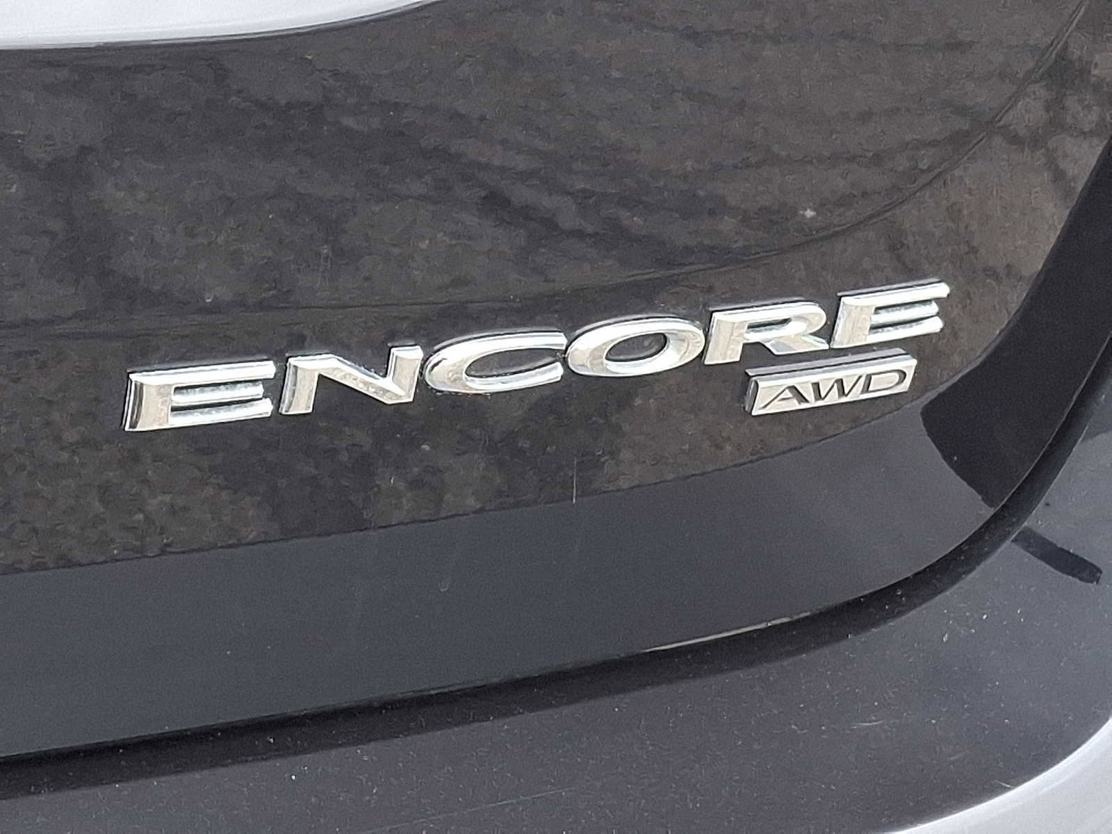 Used 2022 Buick Encore Preferred image 28
