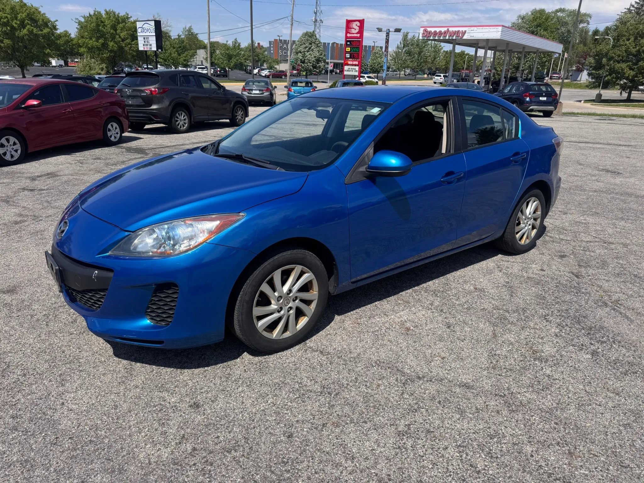 Used 2012 MAZDA MAZDA3 i Touring FWD image 2