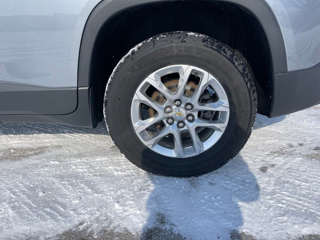 Used 2021 Chevrolet Traverse LT image 10