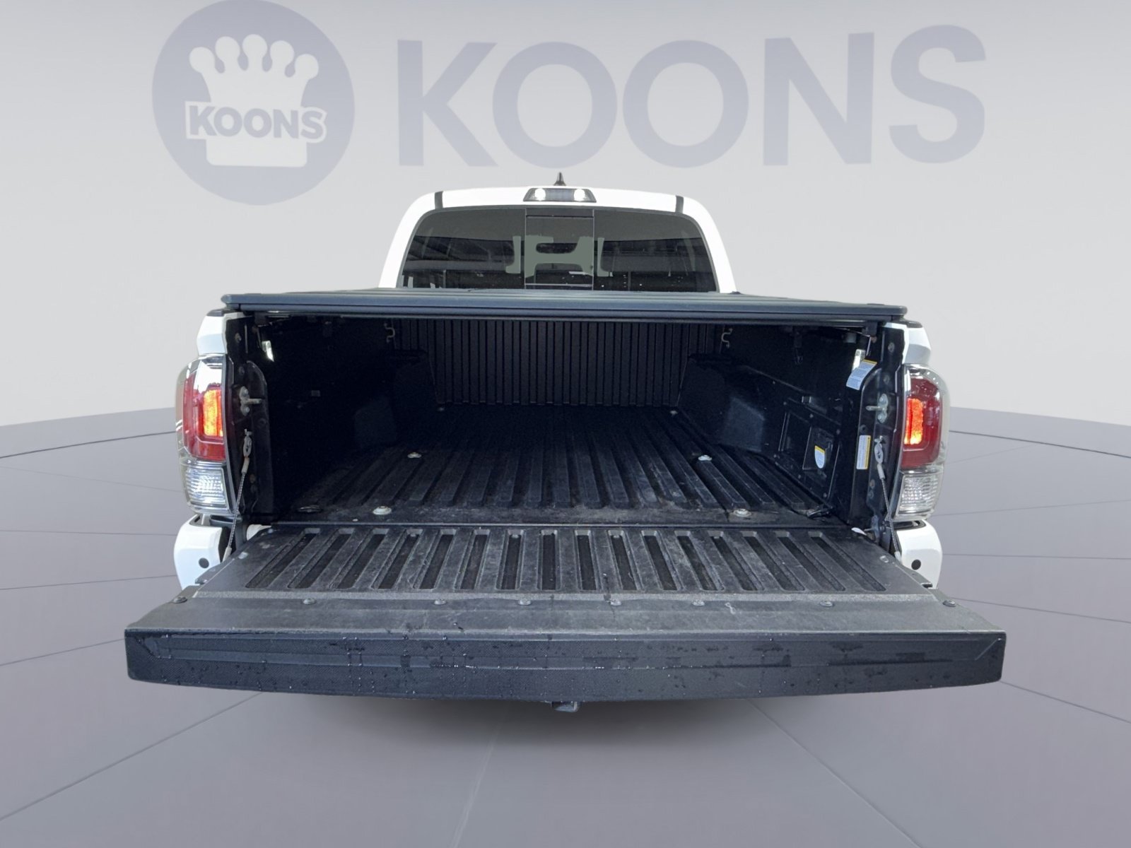Used 2021 Toyota Tacoma Limited AWD/4WD image 26