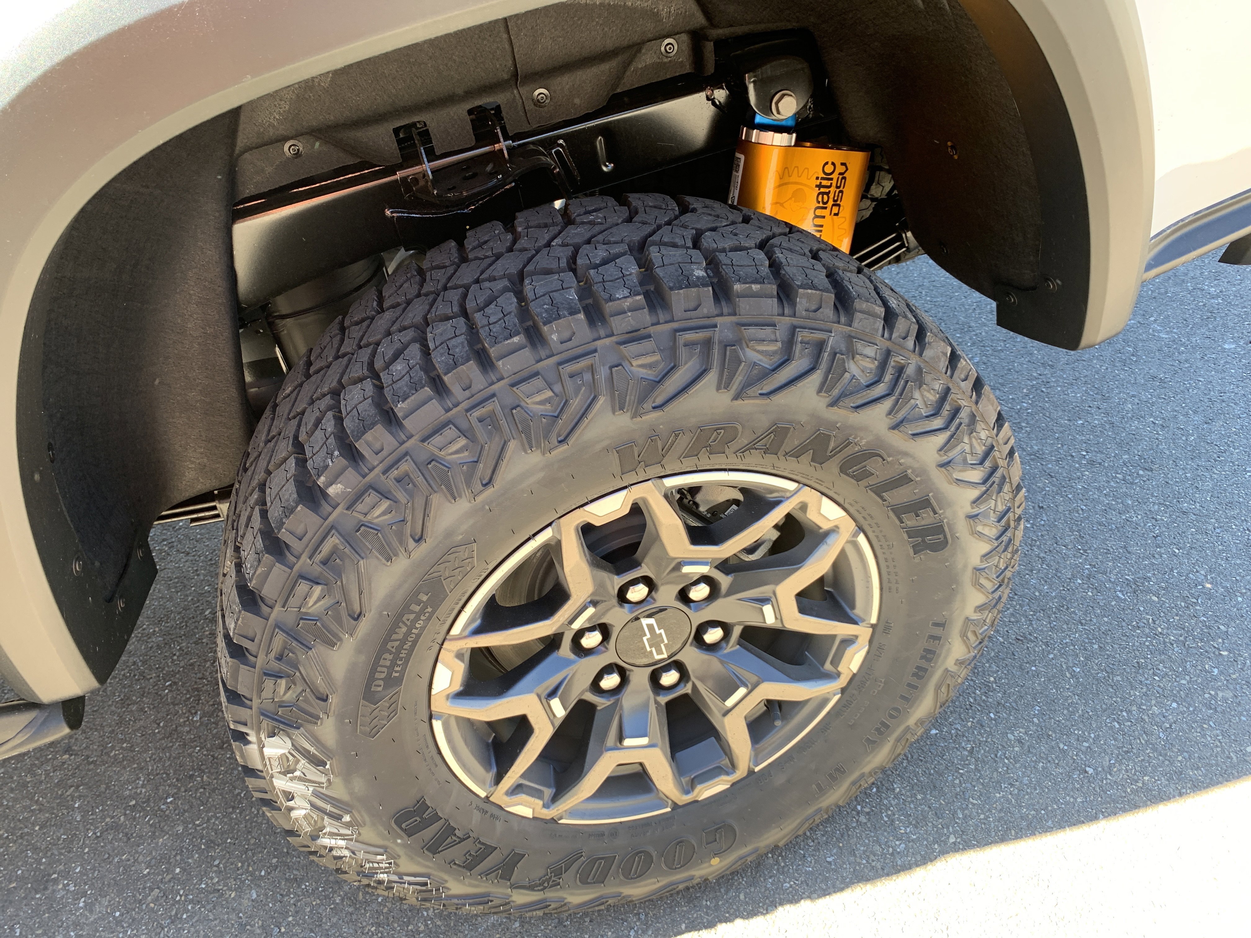New 2026 Chevrolet Colorado ZR2 w/ Technology Package image 18