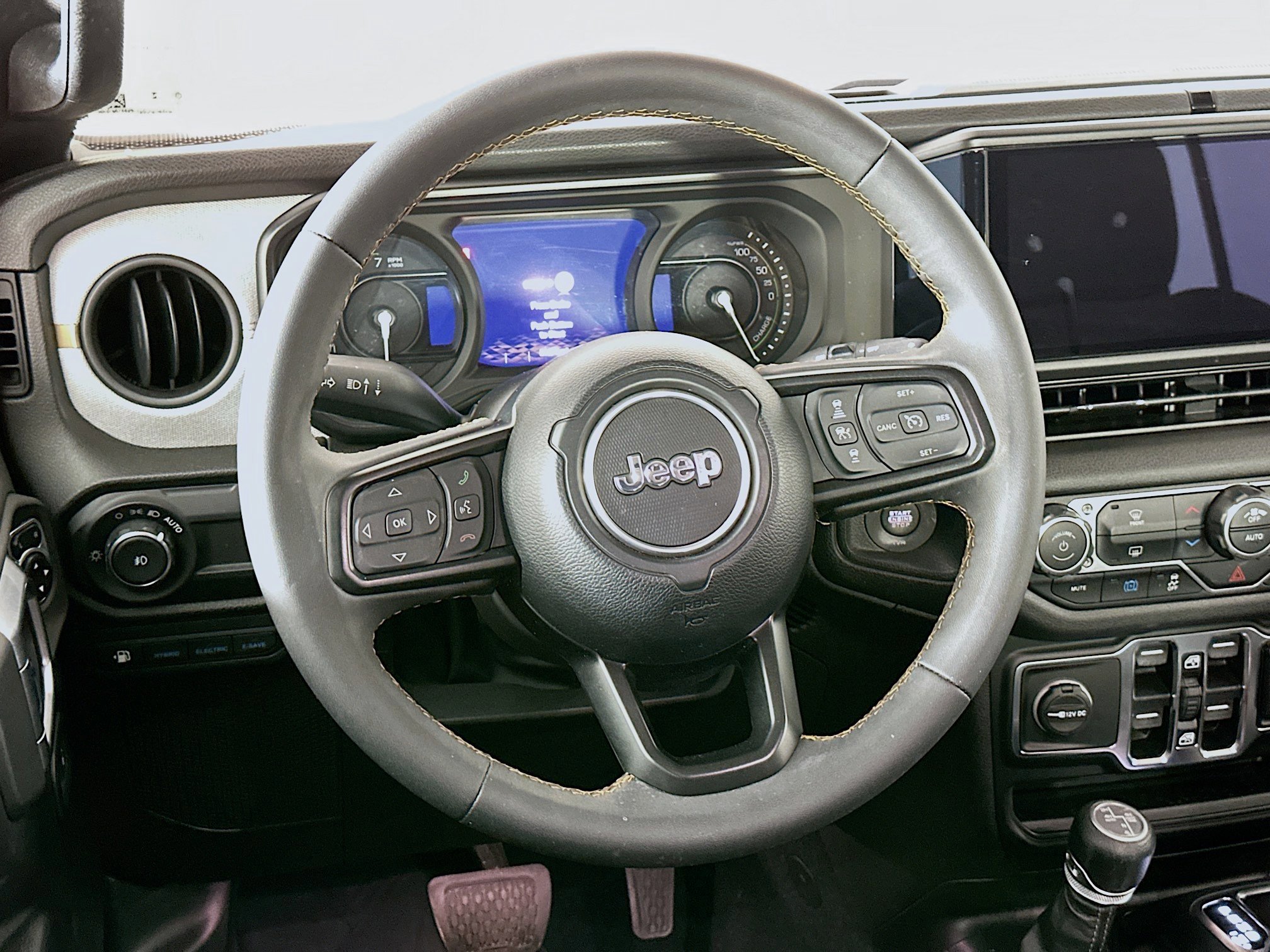 Used 2024 Jeep Wrangler Sport S w/ Technology Group image 17