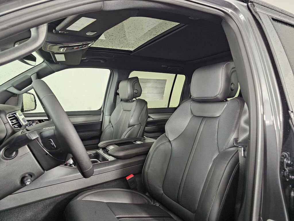 New 2026 Jeep Grand Wagoneer 4WD w/ Quick Order Packge 29V Upland image 22