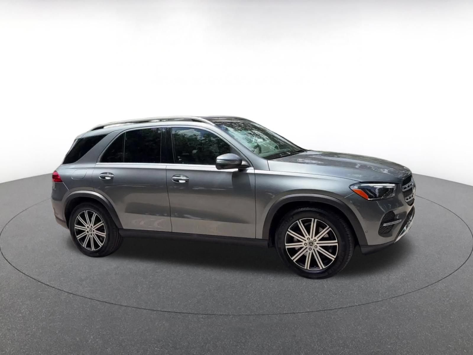 Used 2026 Mercedes-Benz GLE 350 4MATIC image 2