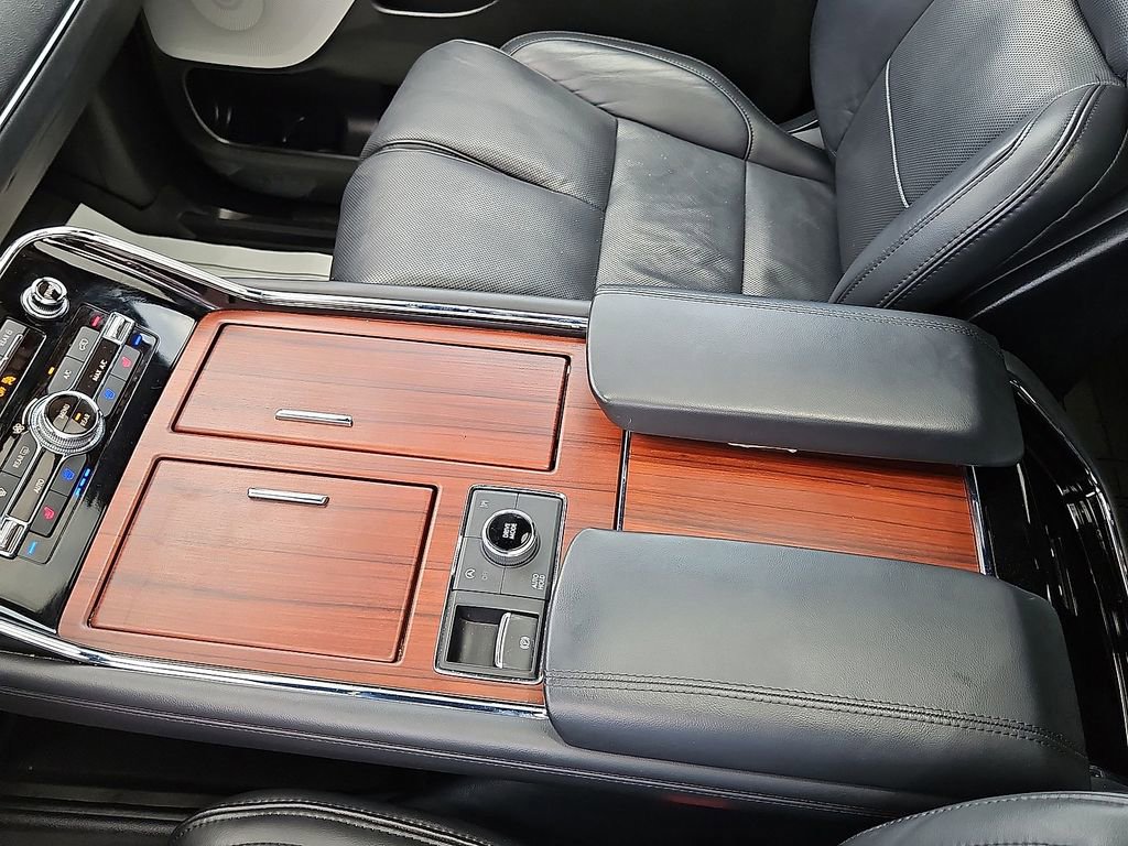 Used 2023 Lincoln Navigator Reserve AWD/4WD image 22