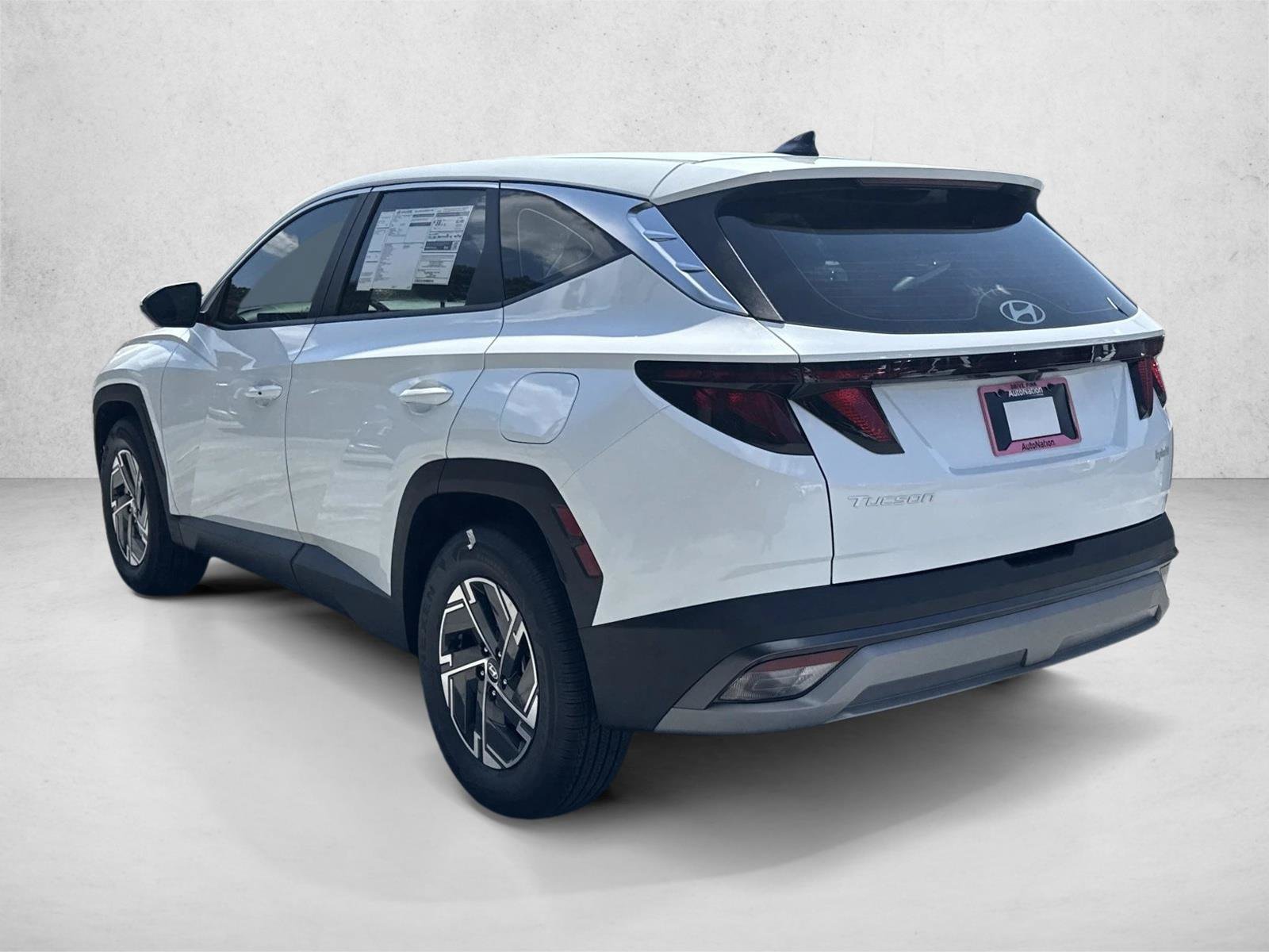 New 2026 Hyundai Tucson Blue SE FWD image 8