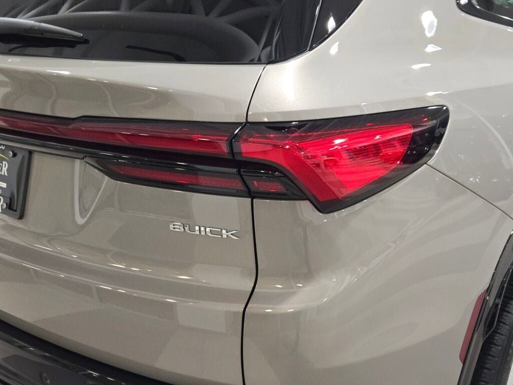 New 2026 Buick Enclave Sport Touring w/ LPO, Floor Liner Package image 14