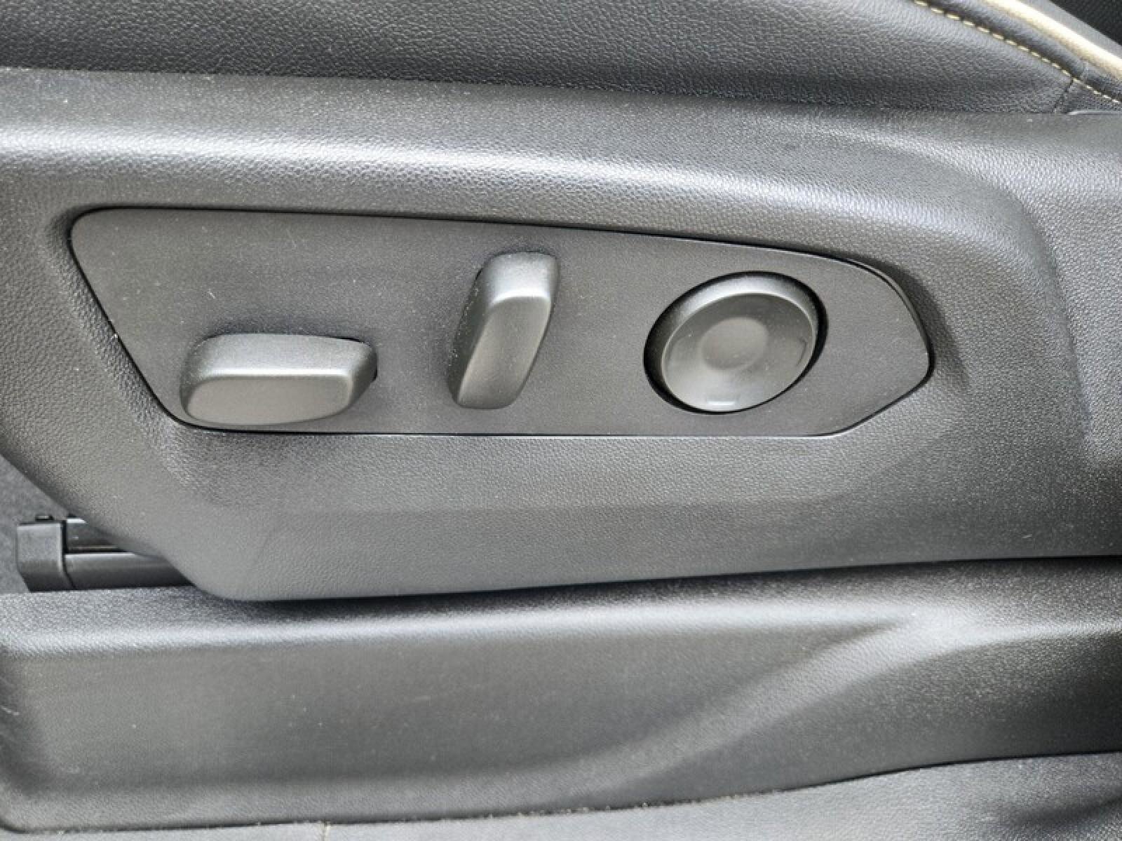 Used 2024 Chevrolet Tahoe Premier image 22