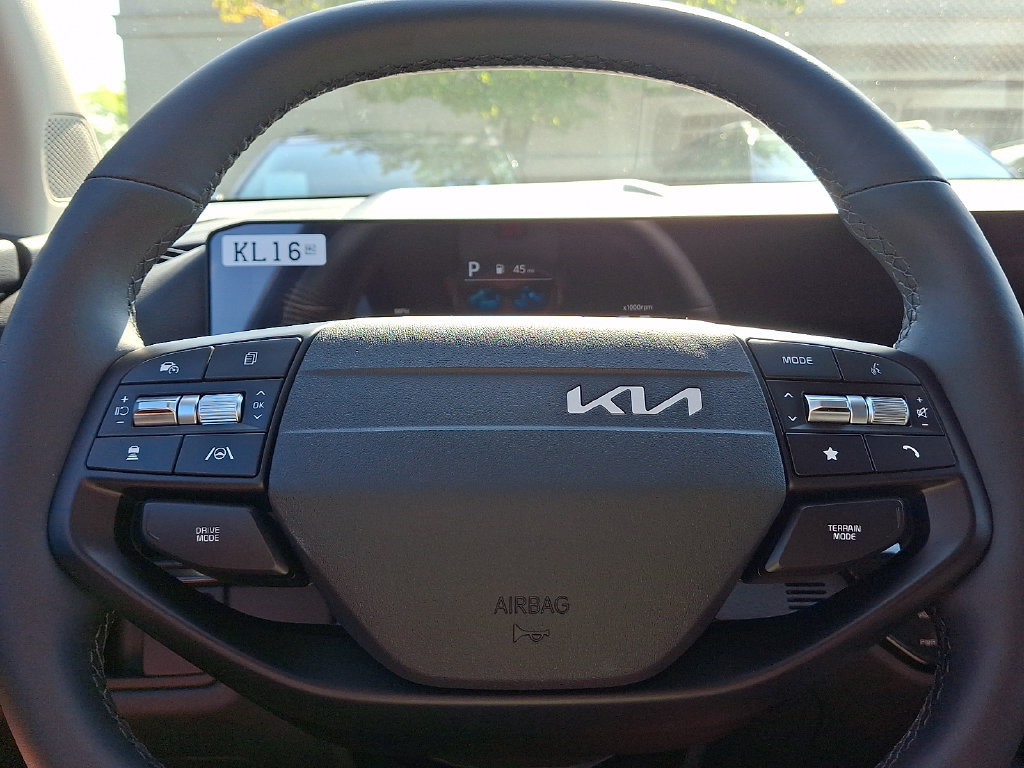 New 2026 Kia Sportage EX AWD/4WD image 12