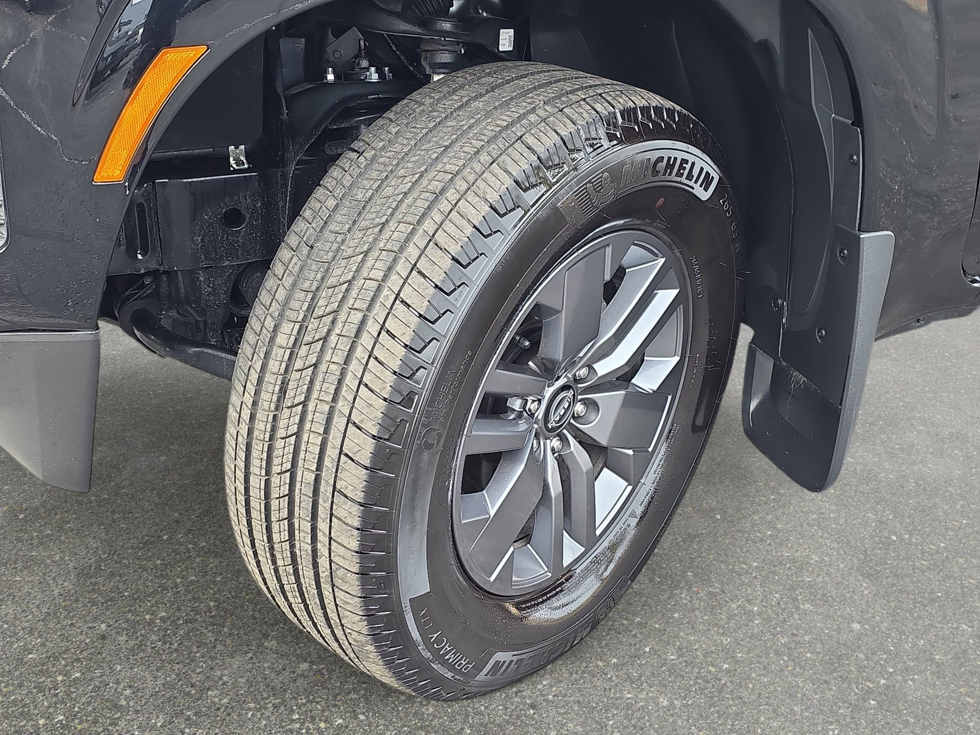 Certified 2025 Nissan Frontier SV w/ SV Convenience Package image 29