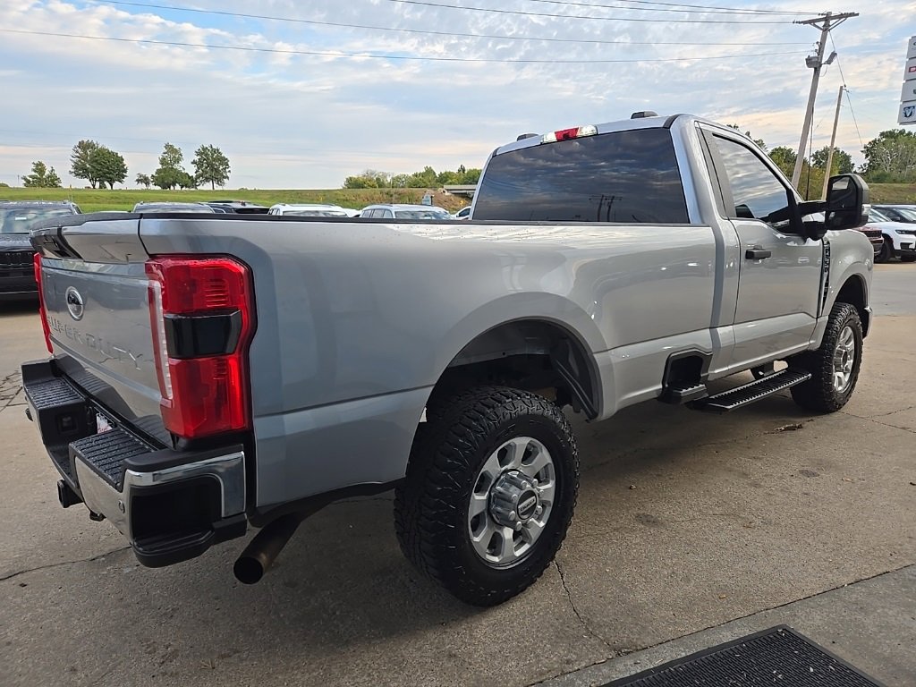 Used 2024 Ford F350 XLT w/ 360-Degree Camera Package image 14