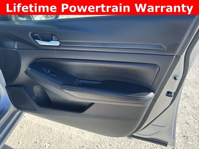 Used 2024 Nissan Altima 2.5 SV image 20