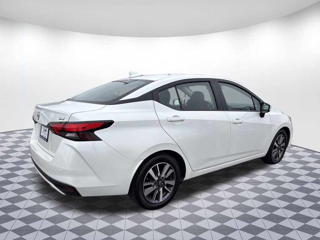 Used 2023 Nissan Versa SV FWD image 7