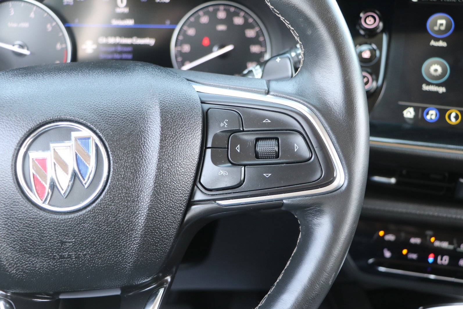 Used 2023 Buick Envision Essence AWD/4WD image 19