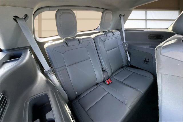 Used 2020 Lincoln Aviator Reserve w/ Elements Package Plus image 28