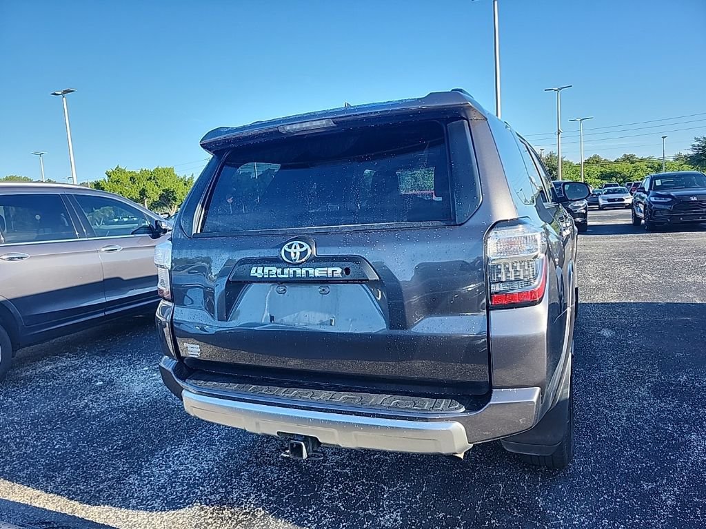 Used 2019 Toyota 4Runner TRD Off-Road Premium AWD/4WD image 3
