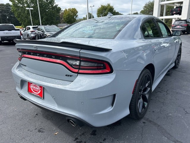 Used 2022 Dodge Charger GT w/ Blacktop Package image 5