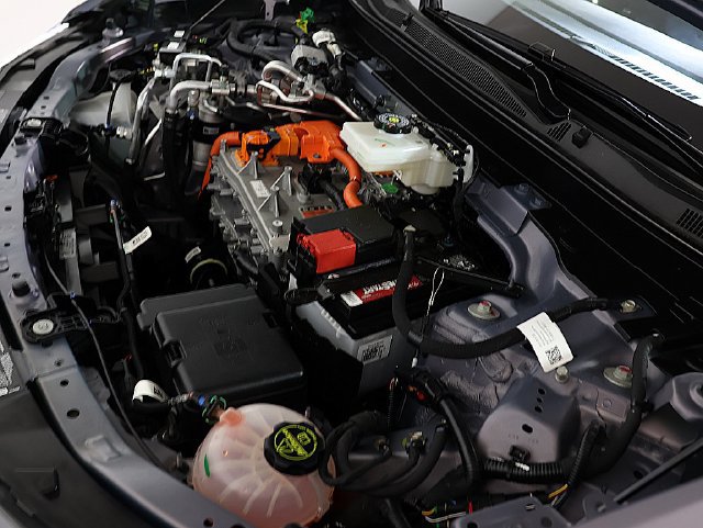 Used 2025 Chevrolet Blazer EV LT FWD image 37