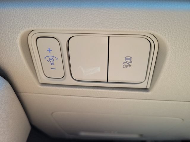 New 2026 Kia Sorento S w/ S Panoramic Sunroof Package FWD image 31