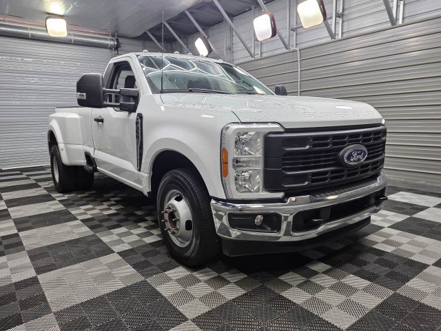 Used 2023 Ford F350 XL w/ XL Chrome Package RWD image 4