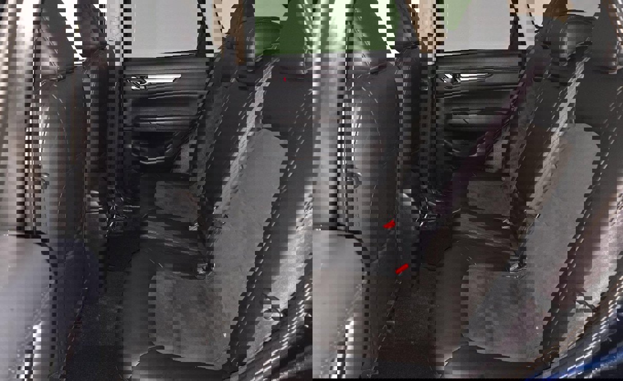 Used 2018 MAZDA CX-5 Touring image 10