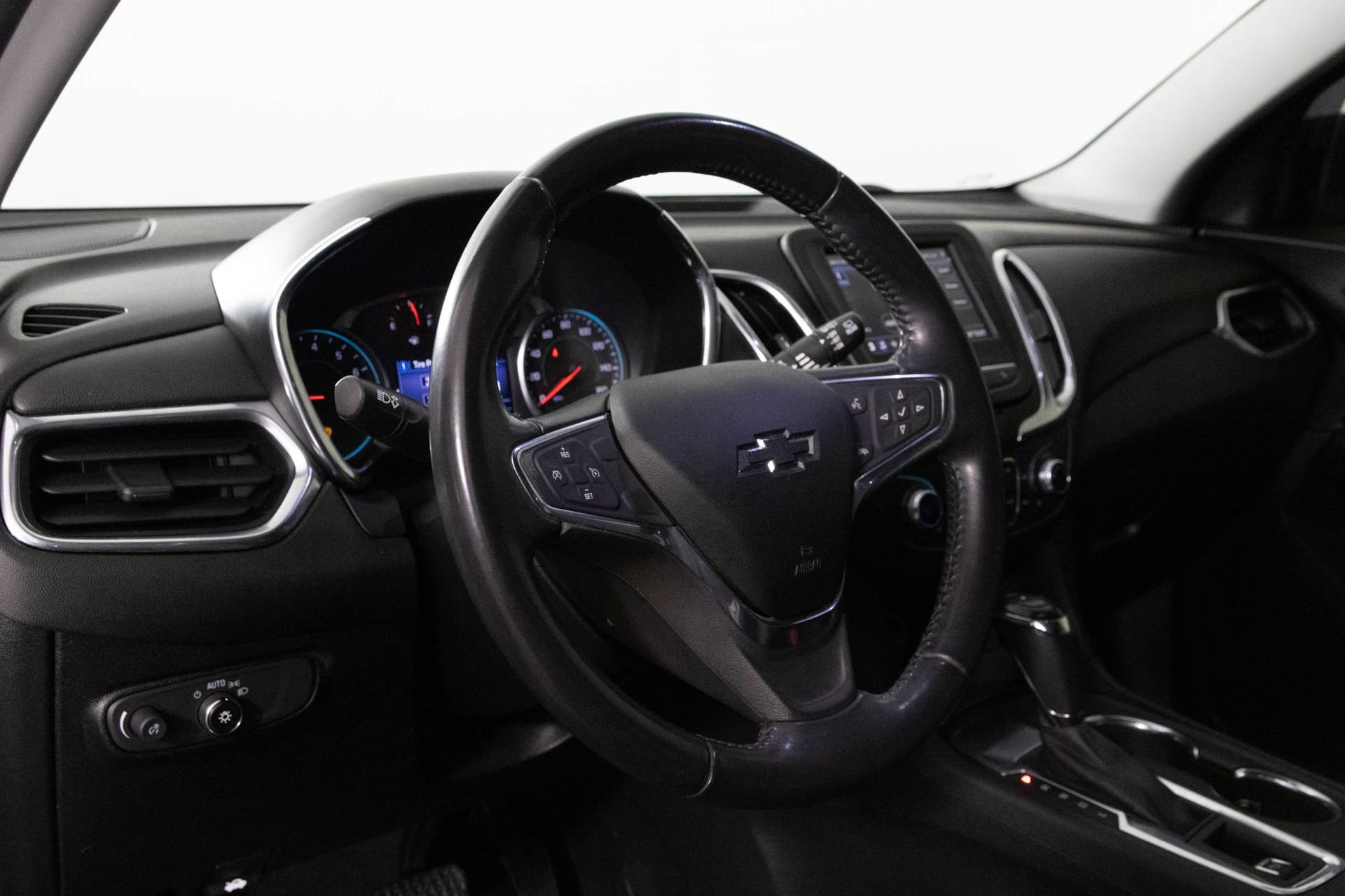 Used 2019 Chevrolet Equinox LT FWD image 5
