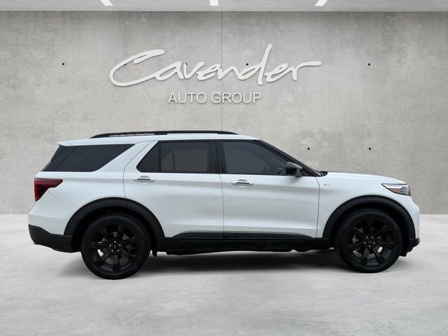 Used 2023 Ford Explorer ST-Line w/ Class IV Trailer Tow Package image 17