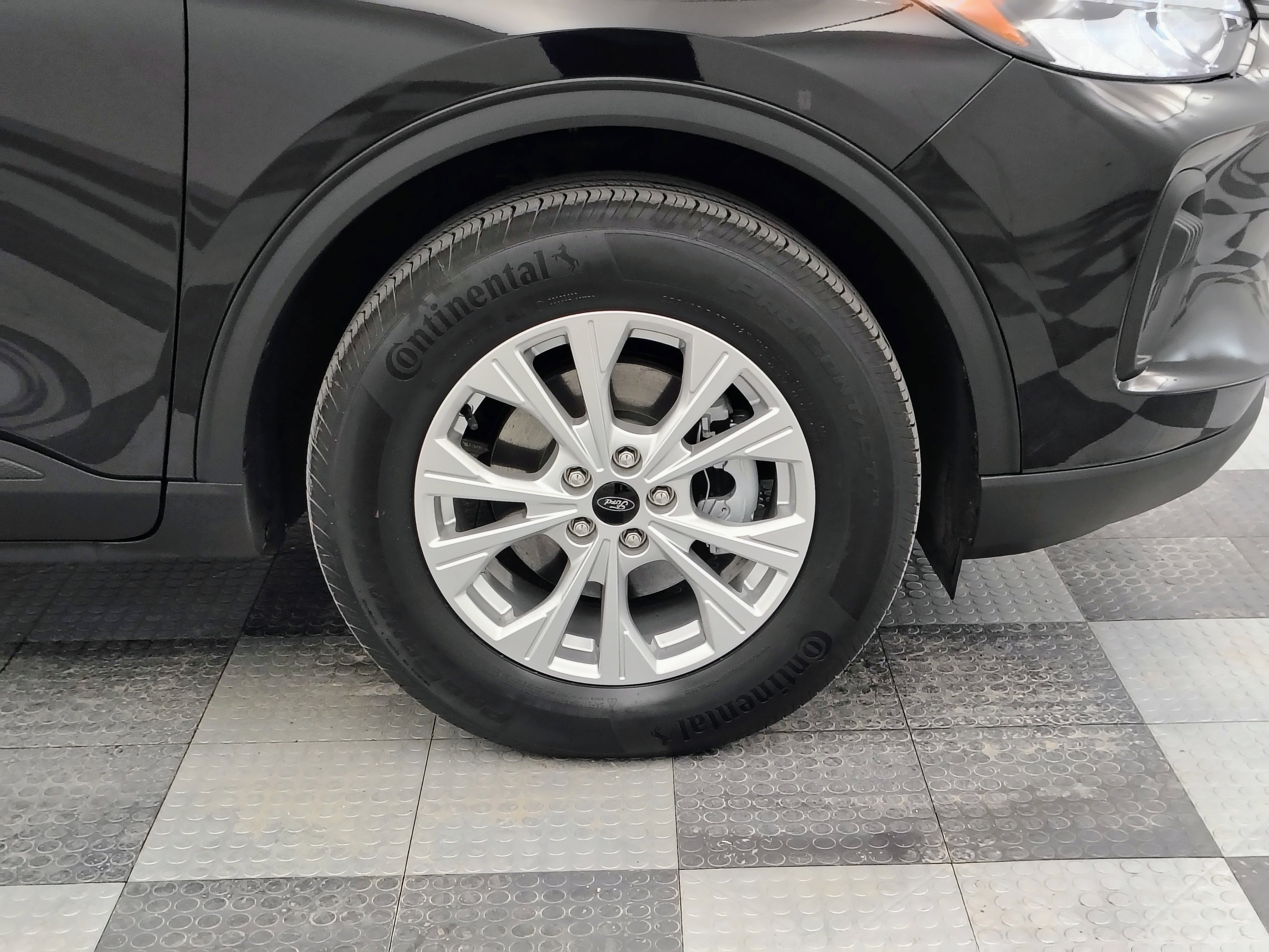 Used 2023 Ford Escape Active w/ Tech Pack #1 image 15